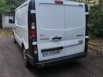 Авто Renault Trafic 2015 № 8941844