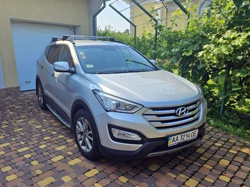 Авто Hyundai Santa Fe 2013 № 8941931