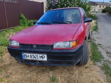 Авто Mazda 323 1999 № 8941964