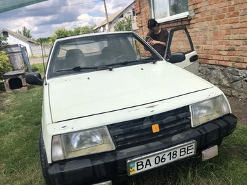 Авто ВАЗ 2109 1990 № 8942130