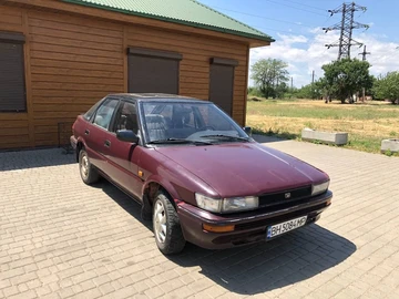 Авто Toyota Corolla 1988 № 8942174