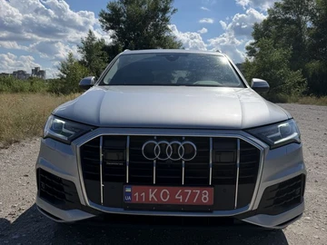 Авто Audi Q7 2022 № 8942181