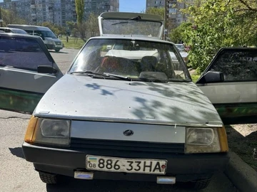 Авто ЗАЗ 1102 1998 № 8942190