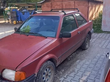 Авто Ford Escort 1988 № 8942262