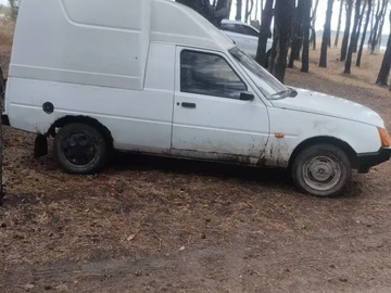 Авто ЗАЗ 1105 2000 № 8942356