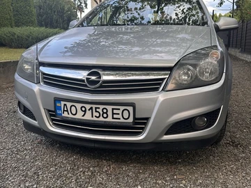 Авто Opel Astra 2012 № 8942512