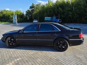 Авто Audi A8 1995 № 8942514