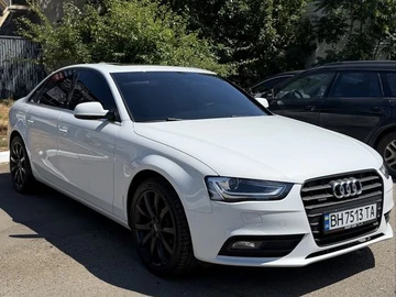 Авто Audi A4 2012 № 8942549