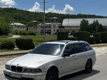 Авто BMW 5 Серия 2002 № 8942576