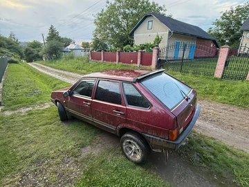 Авто ВАЗ 2109 1992 № 8942593