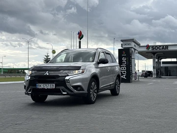 Авто Mitsubishi Outlander 2018 № 8942597