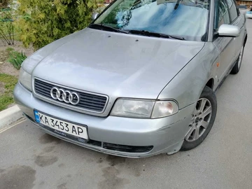 Авто Audi A4 1995 № 8942797