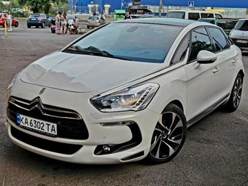 Авто Citroen Ds5 2012 № 8942903