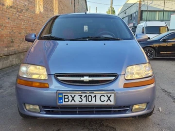 Авто Chevrolet Aveo 2005 № 8943002
