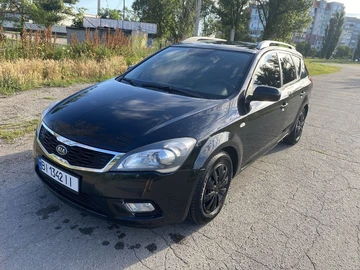 Авто KIA Cee X27 D 2011 № 8943054