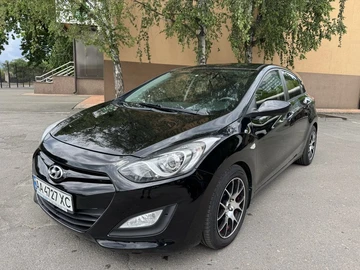 Авто Hyundai I30 2013 № 8943305