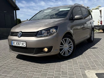Авто Volkswagen Touran 2014 № 8943314