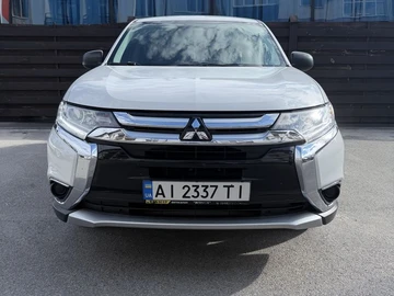 Авто Mitsubishi Outlander 2017 № 8943331