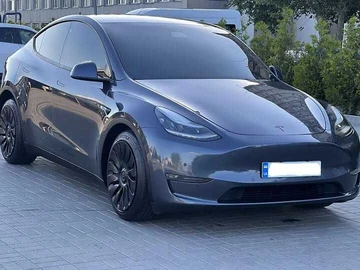 Авто Tesla Roadster 2021 № 8943565
