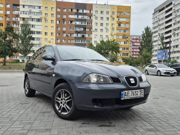 Авто SEAT Cordoba 2004 № 8943592