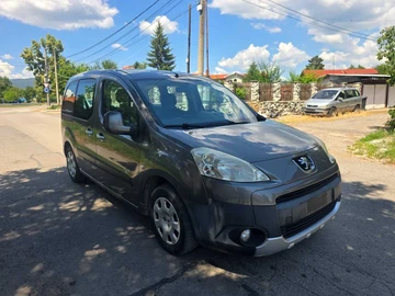Авто Peugeot Partner 2010 № 8943818
