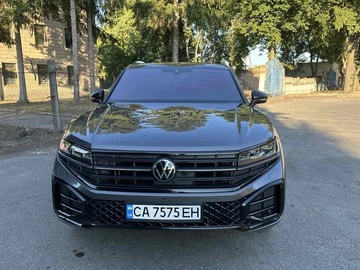 Авто Volkswagen Touareg 2025 № 8943975