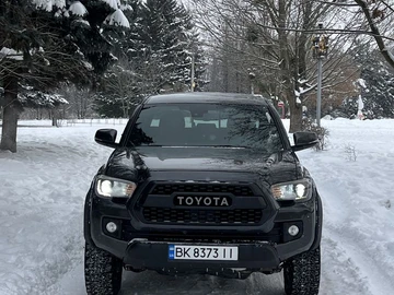 Авто Toyota Tacoma 2019 № 8944057