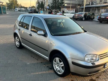 Авто Volkswagen Golf 2002 № 8944083