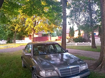 Авто Mercedes 250 1994 № 8944210