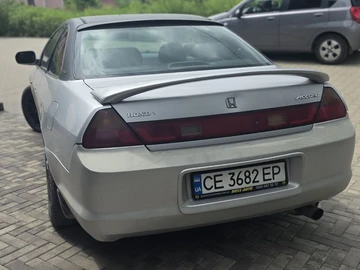 Авто Honda Accord 2000 № 8944222