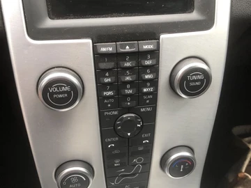 Авто Volvo V50 2012 № 8944424