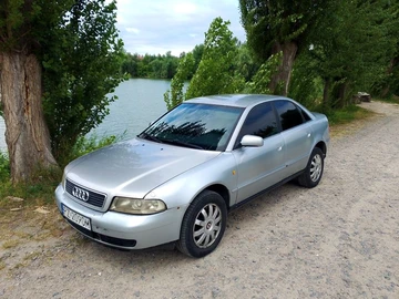 Авто Audi A4 1998 № 8944445