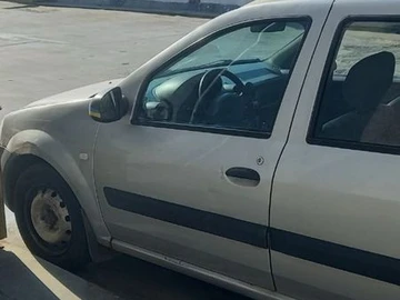 Авто Renault Logan 2011 № 8944519
