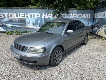 Авто Volkswagen Passat Sedan 2000 № 8944652