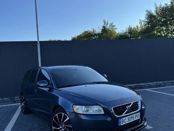 Авто Volvo V50 2009 № 8944661