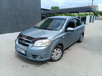 Авто Chevrolet Aveo 2013 № 8944814