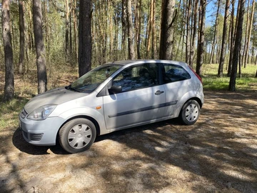 Авто Ford Fiesta 2006 № 8944833
