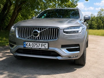Авто Volvo Xc90 2020 № 8944925