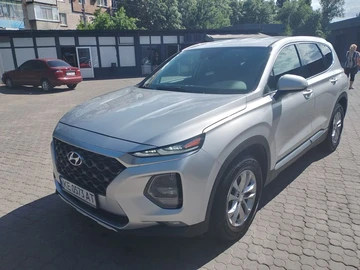 Авто Hyundai Santa Fe 2018 № 8945067