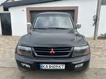 Авто Mitsubishi Pajero 2001 № 8945069