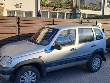 Авто Chevrolet Niva 2006 № 8945076