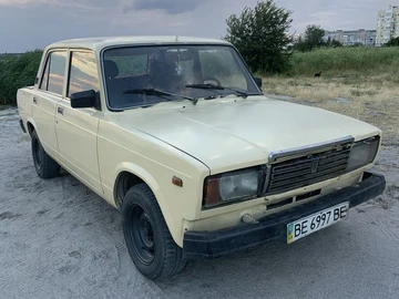 Авто ВАЗ 2107 1990 № 8945087