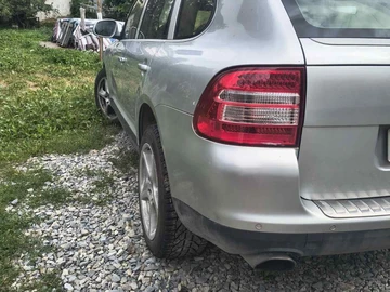 Авто Porsche Cayenne 2004 № 8945265