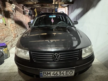 Авто Volkswagen Passat Variant 2000 № 8945275