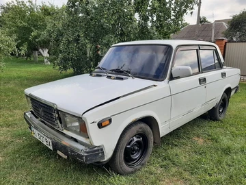Авто ВАЗ 2107 1992 № 8945300
