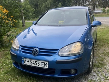 Авто Volkswagen Golf 2004 № 8945308