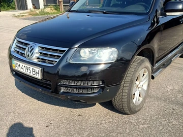 Авто Volkswagen Touareg 2006 № 8945471