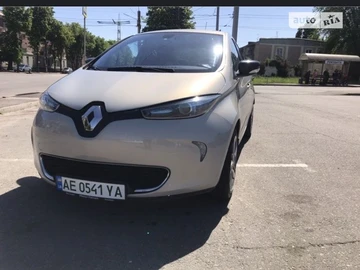 Авто Renault Zoe 2015 № 8945509