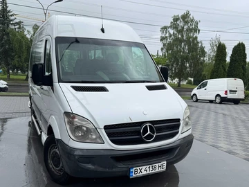 Авто Mercedes 8 2010 № 8945624