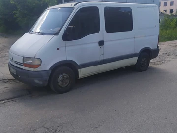 Авто Renault Master 2000 № 8945813